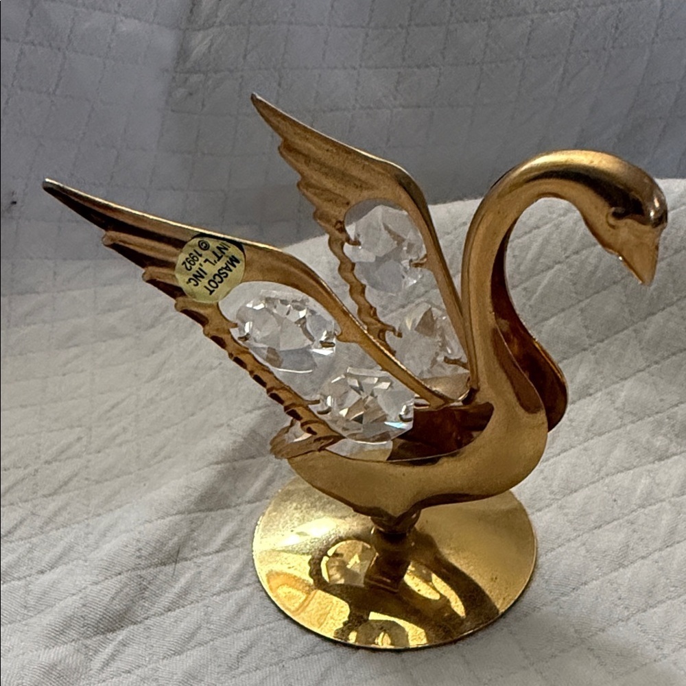 Vintage 1992 Mascot Int’l 24K Gold Plated and Austrian Crystal Swan Figurine